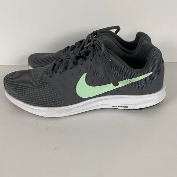 Nike Women's Downshifter 7 Shoes Sneakers Size 8 Grey Mint 852466-003 Running - Picture 6 of 10